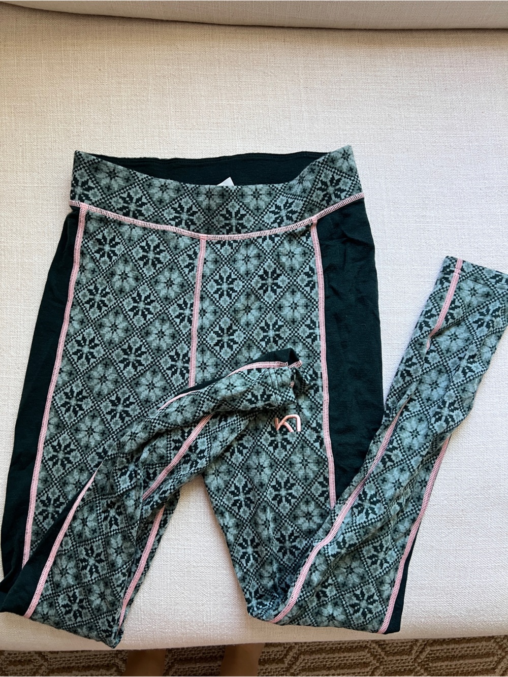 Kari Traa Green Patterned Leggings with Pink Trim
